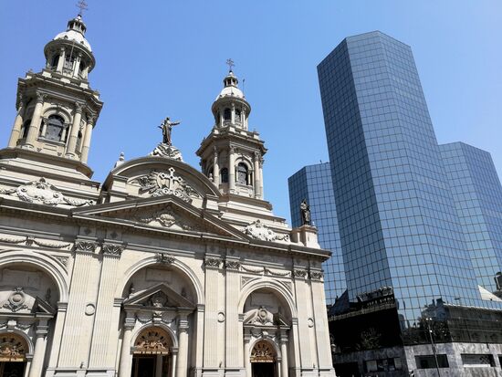 Geschichte trifft auf Moderne: Plaza de Armas, Santiago de Chile