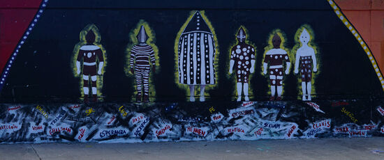 Im Rahmen von Ritualen und Feierlichkeiten inszenierten die Selk'nam solche Geistergestalten.