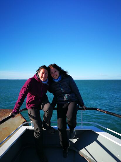 Rückfahrt aufs Festland. 
Wir passierten die mit rd. 3,5 km engste Stelle der Magellanstraße.