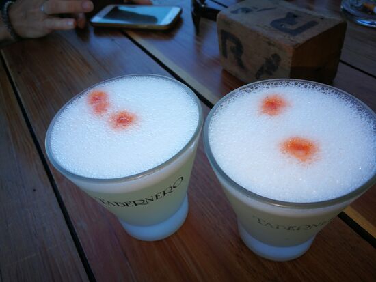 Pisco Sour. Sehr lecker! Unbedingt probieren!!