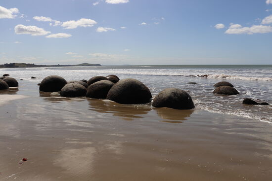 Moeraki Boulders