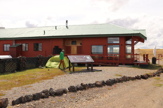 Unser Zeltplatz vor dem Nationalparkzentrum Pali Aike!