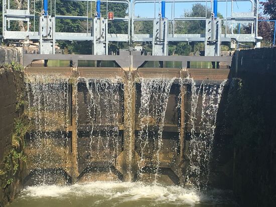 Die Talschleusungen sind noch recht angenehm.Corre mit seiner