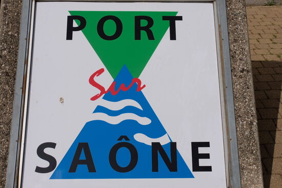 In der Marina Port-sur- Saône