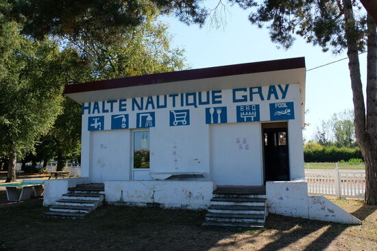 Das Waschhaus ist nicht zu empfehlen.