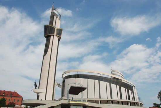 Das spacige Sanktuarium der Schwester Faustyna