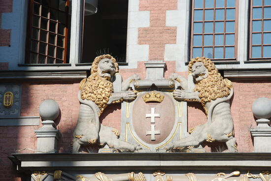 Wappen Gdańsks am Arsenal