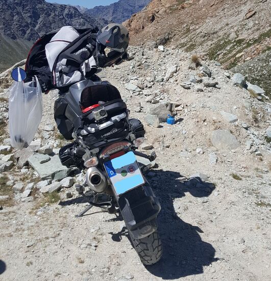 Das Fahrzeug....
BMW R1200GS Bj. 2008 mit 114.000km auf dem Tacho