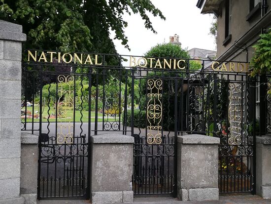 Eingang zum National Botanic Garden in Dublin.