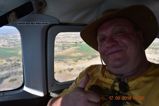 Rundflug über das Okavango Delta