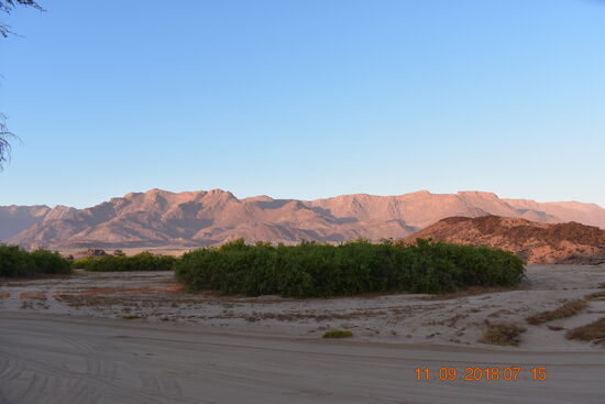 Brandberg-Massiv in der Morgensonne