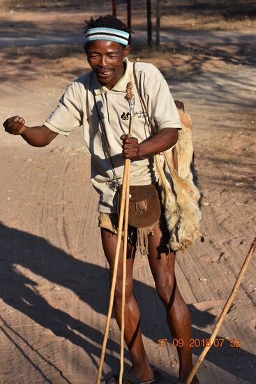 Bushwalk mit San Bushman