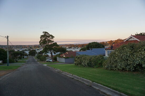 In Albany vor dem BIG-4 (Camping Parks Kette)