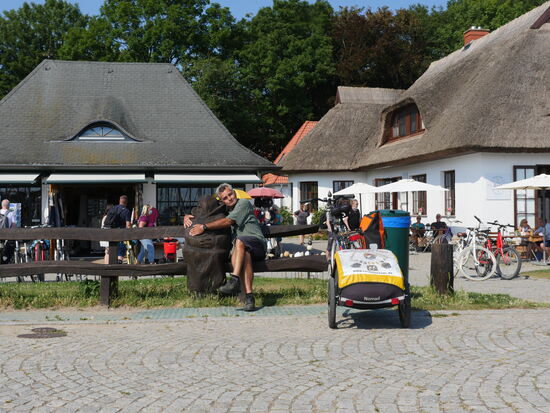 Die Holzfigur am Fähranleger in Kloster/Hiddensee, hat's mir einfach angetan
