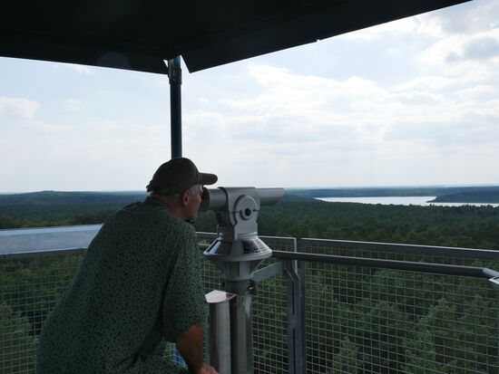Tolle Aussichten. Aussichtsturm am Käflingsberg - Nationalpark Müritz.