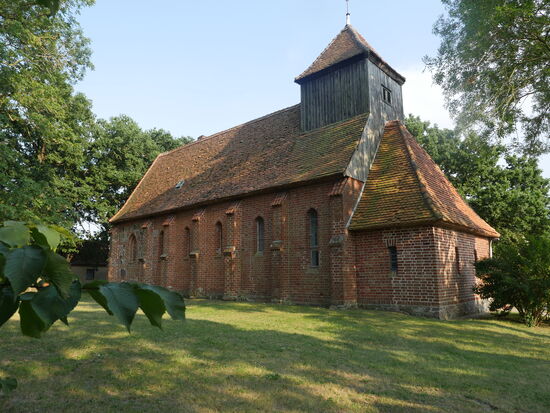 Kirche in Schönfeld