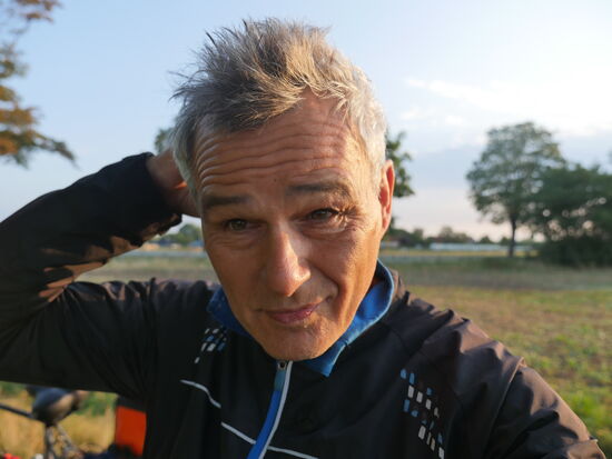 OK, ich habe schon deutlich besser geschlafen - aber auch schon deutlich schlechter. Na ja.