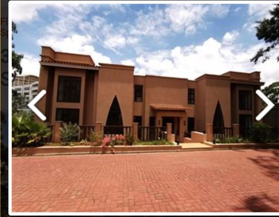 Dann schon eher das schöne Townhouse mit Garten