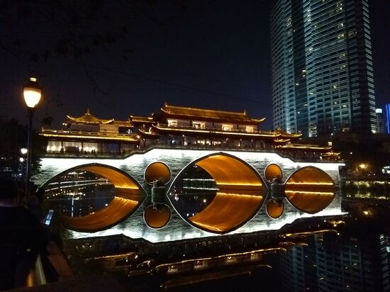 Historie trifft auf MOderne.