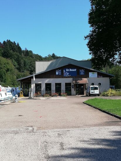 Die Basis von Le Boat in Fontenoy....