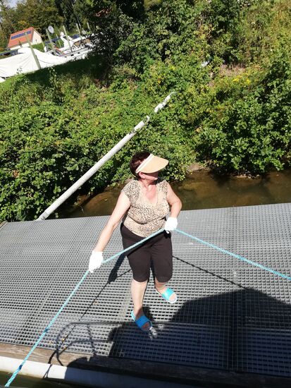 Anlegen im Hafen von Corre bei den Gästeliegeplätzen - Omalia macht es perfekt