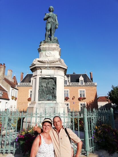 ...und selbstverständlich darf ein Foto mit der Napoleon Statue nicht fehlen...