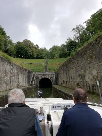 ...auch diesmal ging es wieder durch den Tunnel de St. Albin...