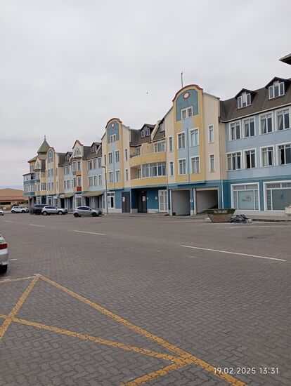 Diese Bauten sind neueren Datums, aber den ursprünglichn Stil hält man in der Innenstadt ein.