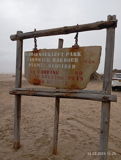 Dann kommt das Einfahrtsschild zum Naturpark