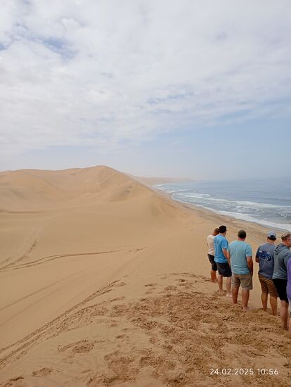 und so sieht*s oben aus, die Sicht hat sich verbessert, dennoch scheint die Sonne nur durch einen bedeckten Himmel, das schützt vior Sonnenbrand