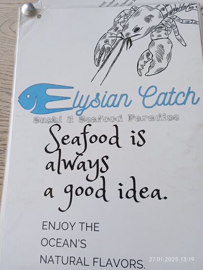 fishermans kitchen am Platz am Meer hat plötzlich geschlossen, aber ich finde sofort Ersatz und gönne mir wieder 4 Austern gegrillt frisch aus dem Meer.