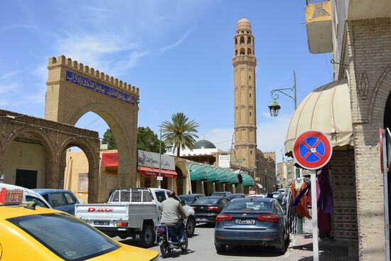 die große Moschee in Tozeur