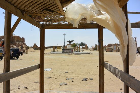 das letzte schattige Plätzchen auf dem Gelände
