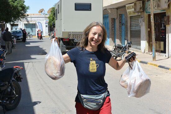 frisches Brot aus der Backstube . . . in Plastiktüten