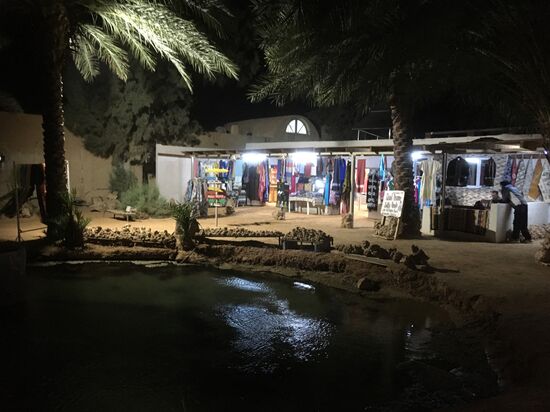 nachts am warmen Quellpool von Ksar Ghilane