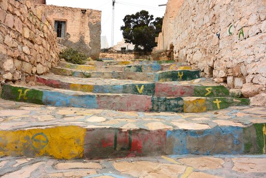 Straße im Berberdorf