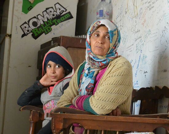 die Wirtin und ihre Tochter