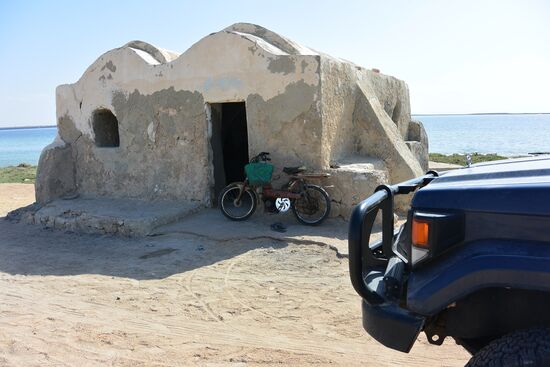 Marabout an der Küste