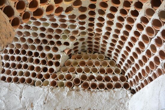 die Deckengestaltung der Gewölbe dient der Klimatisierung der Räume