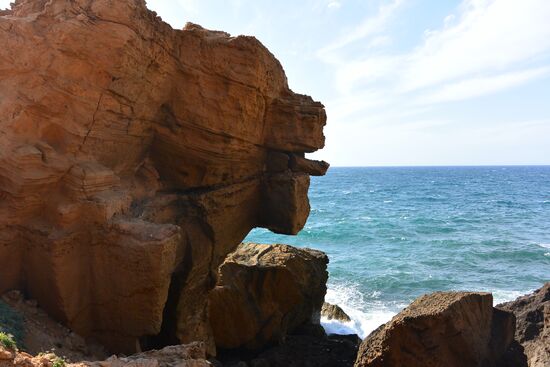 ein mächtiger Steinlöwe bewacht die punischen Steinbrüche