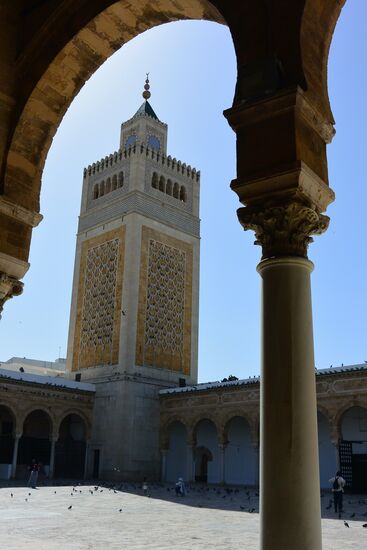 im Hof der großen Moschee