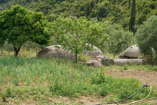 immer wieder stoßen wir auf die Einmannbunker