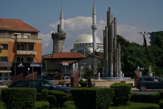 die große Moschee im Zentrum der Stadt