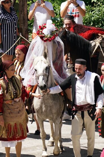 hier erst wird der Schleier gelüftet