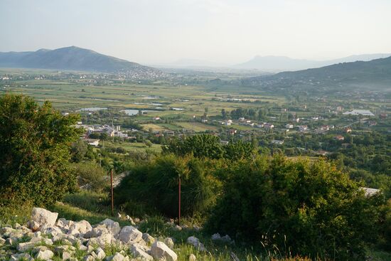 Frühstück mit Blick über das Land
