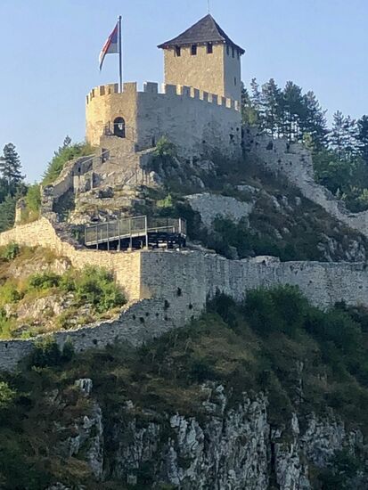 die Burg über Užice