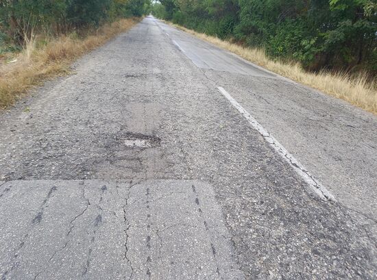 Schlaglöcher in Belene