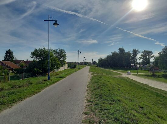 Radweg in Futag