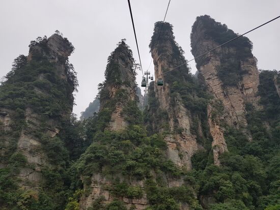 Ausblick aus der Seilbahn zum Huangshi Village