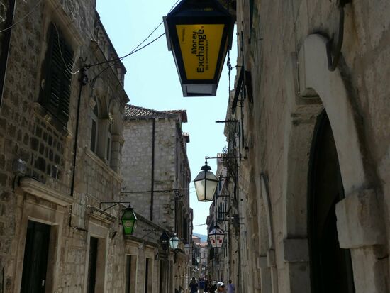 Restaurant Bezeichnung auf den Laternen
